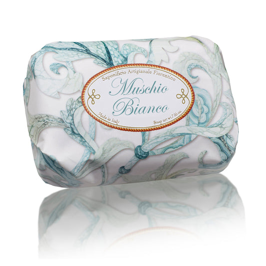 Skønne vegetabilske sæber i display ES 5