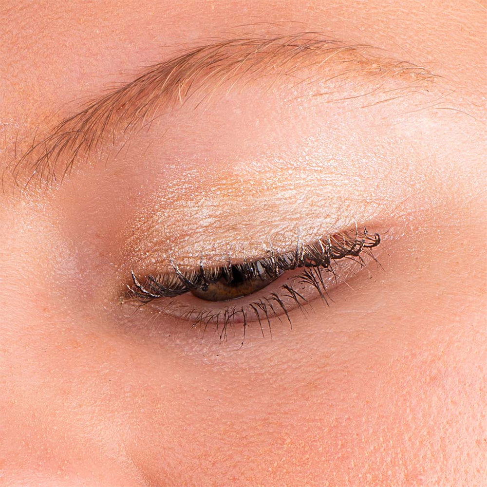 La Crique Liquid Eye Shadow Shade 01 Ice Cream